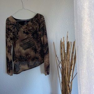 Artsy||70’s vibes||western|| asymmetrical mesh long sleeve top